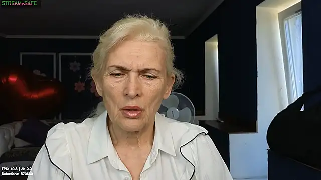 Snapshot of Nia_Natur chatting on June 18, 6:01 am Nia Natur online show from June 18, 6:01 am