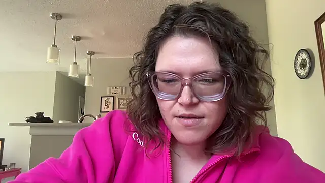 cozyqt94 online show from May 14, 8:28 pm