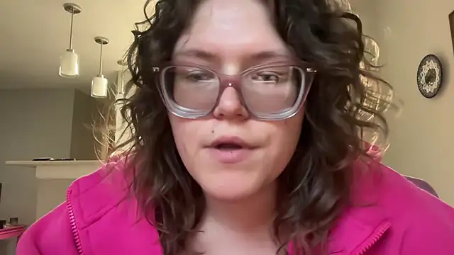 cozyqt94 online show from May 15, 11:03 pm