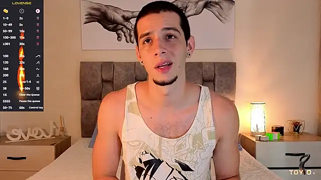 Snapshot of isaacblaze_ chatting on June 5, 3:44 am isaacblaze online show from June 5, 3:44 am
