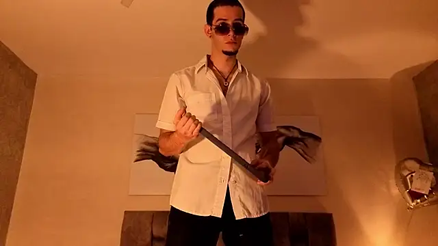 Snapshot of isaacblaze_ chatting on May 21, 3:59 am isaacblaze online show from May 21, 3:59 am