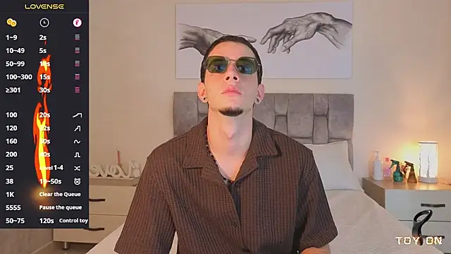 Snapshot of isaacblaze_ chatting on July 8, 3:51 am isaacblaze online show from July 8, 3:51 am