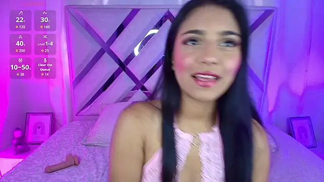 thalia gomez   online show from June 1, 8:19 pm