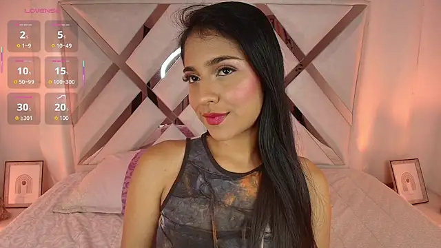 thalia gomez   online show from June 4, 8:13 pm