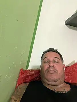 eduardba82 online show from May 20, 8:50 pm