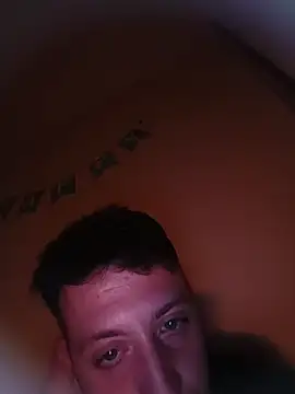 VincentZe99 online show from May 21, 12:52 am