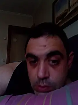 Snapshot of Rogi89 chatting on June 12, 4:49 pm Rogi89 online show from June 12, 4:49 pm