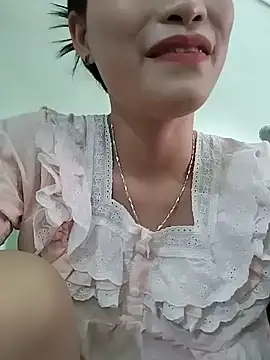 Logii x online show from June 17, 8:36 am