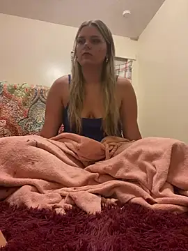 breebabexoxo online show from May 21, 7:39 am