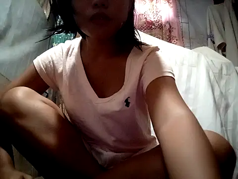 shy asianluna22 online show from June 18, 3:27 am
