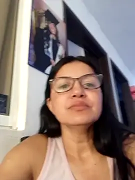 Snapshot of Casandra_inthemorning chatting on June 10, 3:24 pm Casandra inthemorning online show from June 10, 3:24 pm