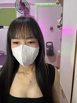 Snapshot of Lov3lily chatting on June 13, 2:59 pm Lov3lily online show from June 13, 2:59 pm