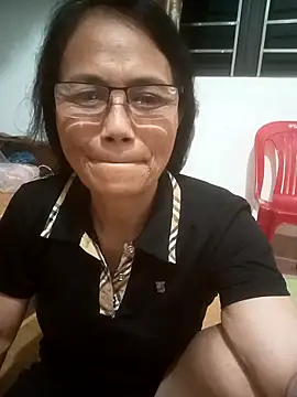 Vieekee online show from June 1, 2:06 pm