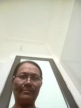 Vieekee online show from May 16, 4:44 am