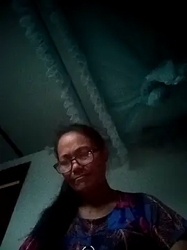Vieekee online show from May 14, 10:29 pm