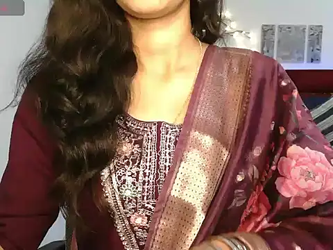 Snapshot of Moksha_ chatting on May 29, 2:17 am Moksha online show from May 29, 2:17 am