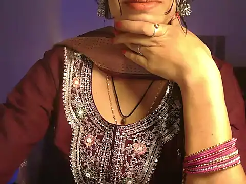 Snapshot of Moksha_ chatting on June 30, 8:58 am Moksha online show from June 30, 8:58 am