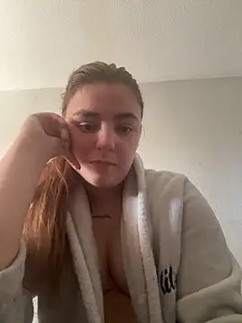 LexiXXoo online show from May 17, 5:02 pm