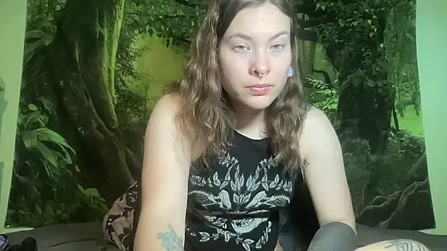 mo0ngoddess online show from May 20, 2:52 am