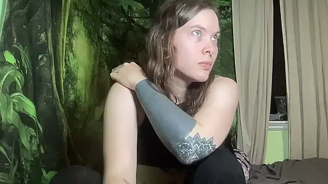 mo0ngoddess online show from January 8, 2:39 am