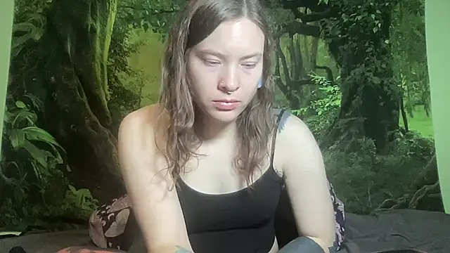 mo0ngoddess online show from February 20, 6:19 am