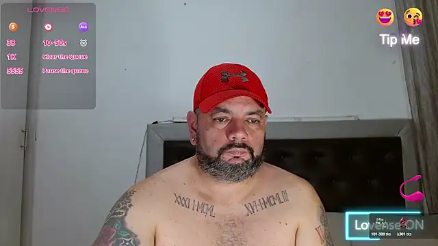 Snapshot of perverseveteranmanxxx chatting on June 20, 3:55 am perverseveteranmanxxx online show from June 20, 3:55 am