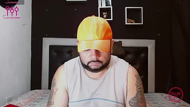 Snapshot of perverseveteranmanxxx chatting on March 22, 4:58 pm perverseveteranmanxxx online show from March 22, 4:58 pm