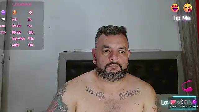 Snapshot of perverseveteranmanxxx chatting on June 19, 3:01 am perverseveteranmanxxx online show from June 19, 3:01 am