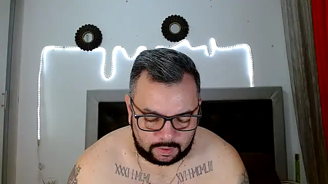 Snapshot of perverseveteranmanxxx chatting on September 19, 4:55 pm perverseveteranmanxxx online show from September 19, 4:55 pm