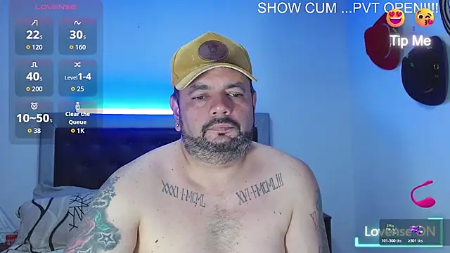 Snapshot of perverseveteranmanxxx chatting on July 15, 11:45 pm perverseveteranmanxxx online show from July 15, 11:45 pm