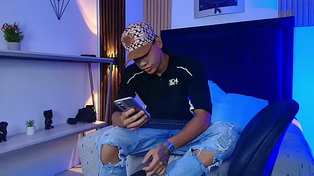 bick jhonn online show from June 20, 7:41 pm