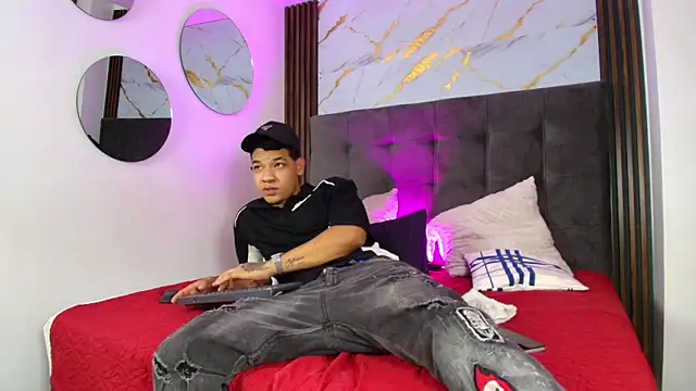 bick jhonn online show from May 15, 7:23 pm