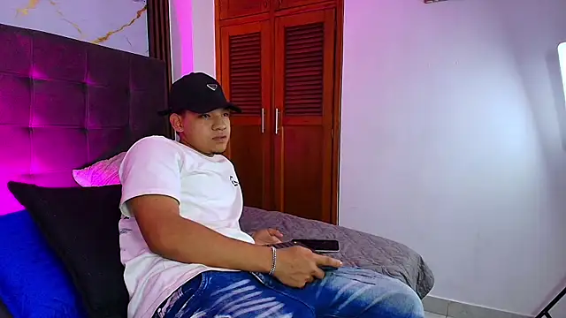 bick jhonn online show from May 23, 7:24 pm