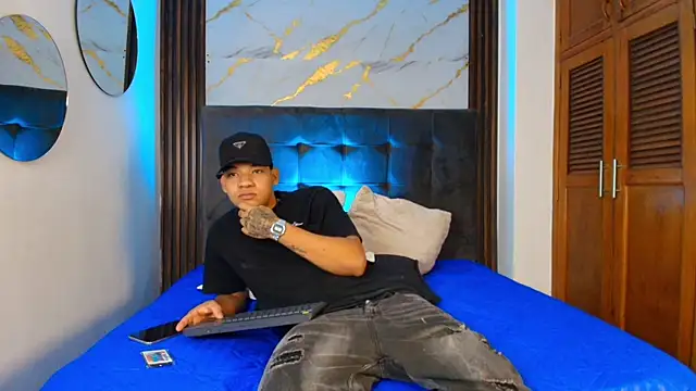 bick jhonn online show from May 13, 7:32 pm