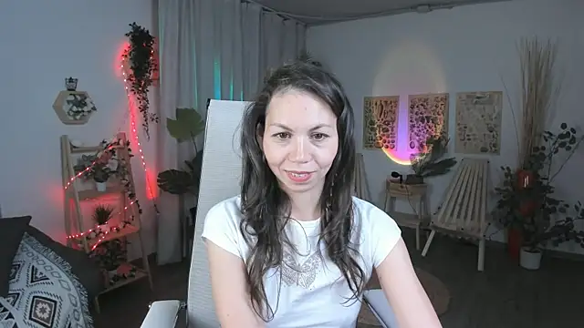 TrasyMorris online show from May 22, 3:37 am