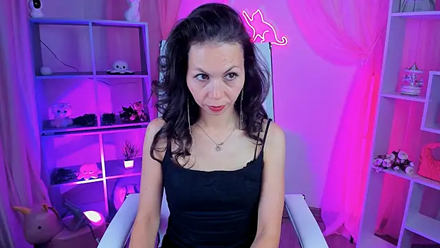 TrasyMorris online show from May 29, 1:06 pm