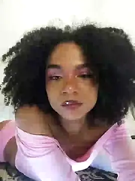 Snapshot of eva_oni chatting on May 21, 5:27 am eva oni online show from May 21, 5:27 am