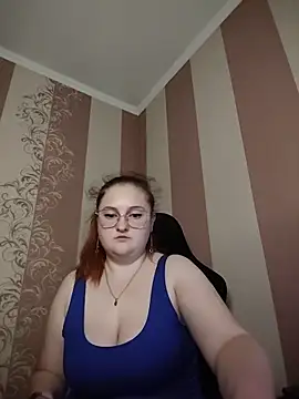 Snapshot of FoxyFlameX chatting on June 16, 8:42 pm FoxyFlameX online show from June 16, 8:42 pm