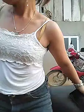 jenene99 online show from May 17, 10:59 am