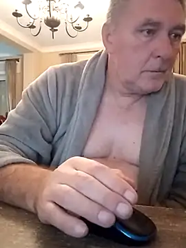 Snapshot of edje59a chatting on September 23, 6:09 am edje59a online show from September 23, 6:09 am