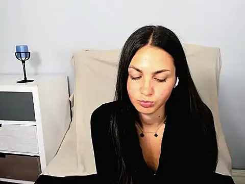 CarlaLovely online show from July 8, 8:31 pm