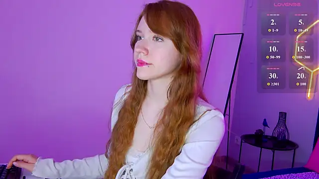 Snapshot of Angel_Fleur chatting on June 26, 2:17 am Angel Fleur online show from June 26, 2:17 am