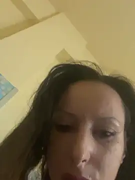 Snapshot of babydollbby chatting on June 25, 6:40 am babydollbby online show from June 25, 6:40 am