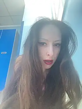 Snapshot of babydollbby chatting on July 14, 6:29 am babydollbby online show from July 14, 6:29 am