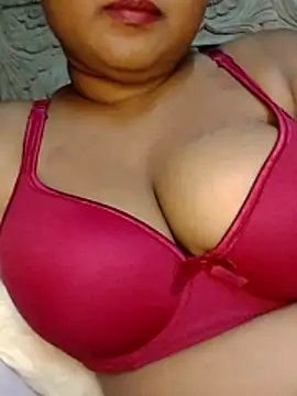 Snapshot of Rishwana77 chatting on June 29, 6:18 pm Rishwana77 online show from June 29, 6:18 pm