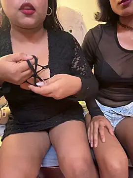 SlutrySiren online show from May 24, 10:04 am