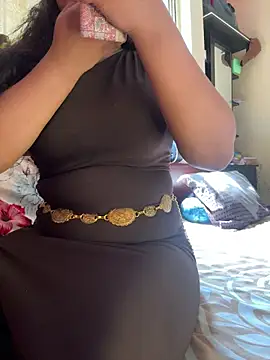 SlutrySiren online show from June 25, 9:25 am