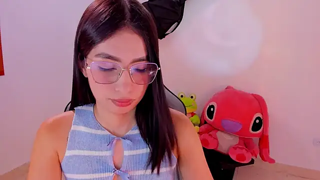 Scarleth Ferrec online show from June 21, 8:03 pm