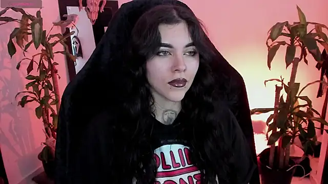 MissCharlottte 18 online show from June 9, 4:46 am