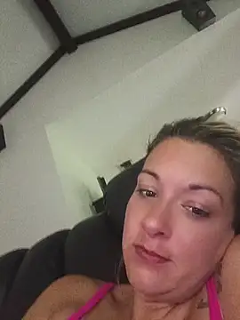 missbellastar online show from May 28, 9:21 pm